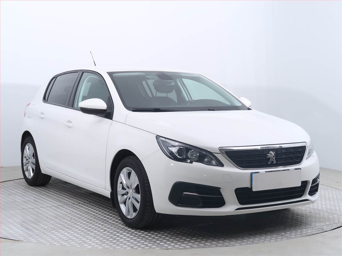 Peugeot 308 1.2 PureTech, ČR,1.maj