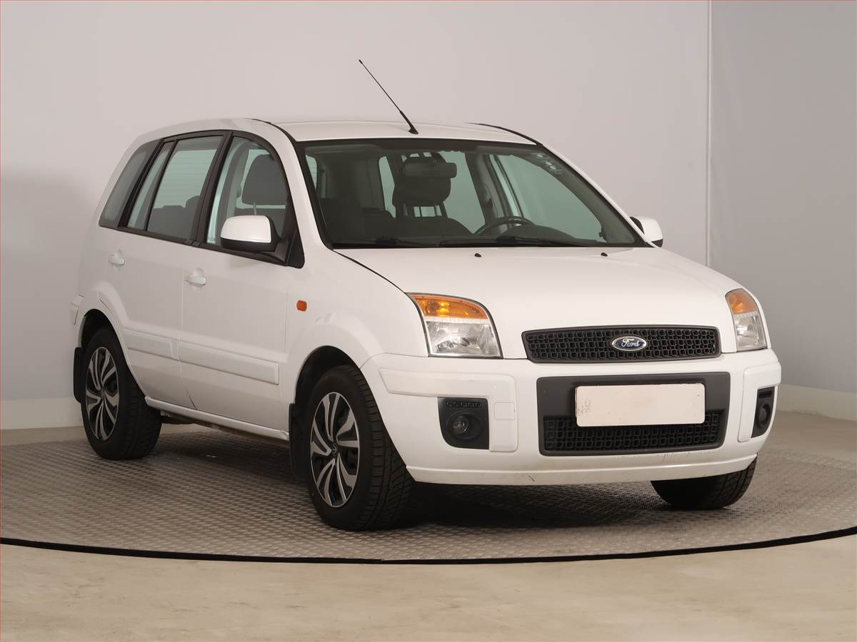 Ford Fusion 1.4, nová STK, Tažné