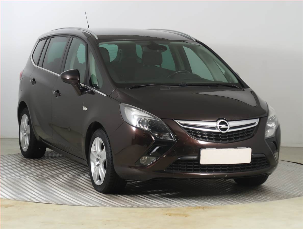 Opel Zafira 1.4 Turbo, 7 míst, Tempomat