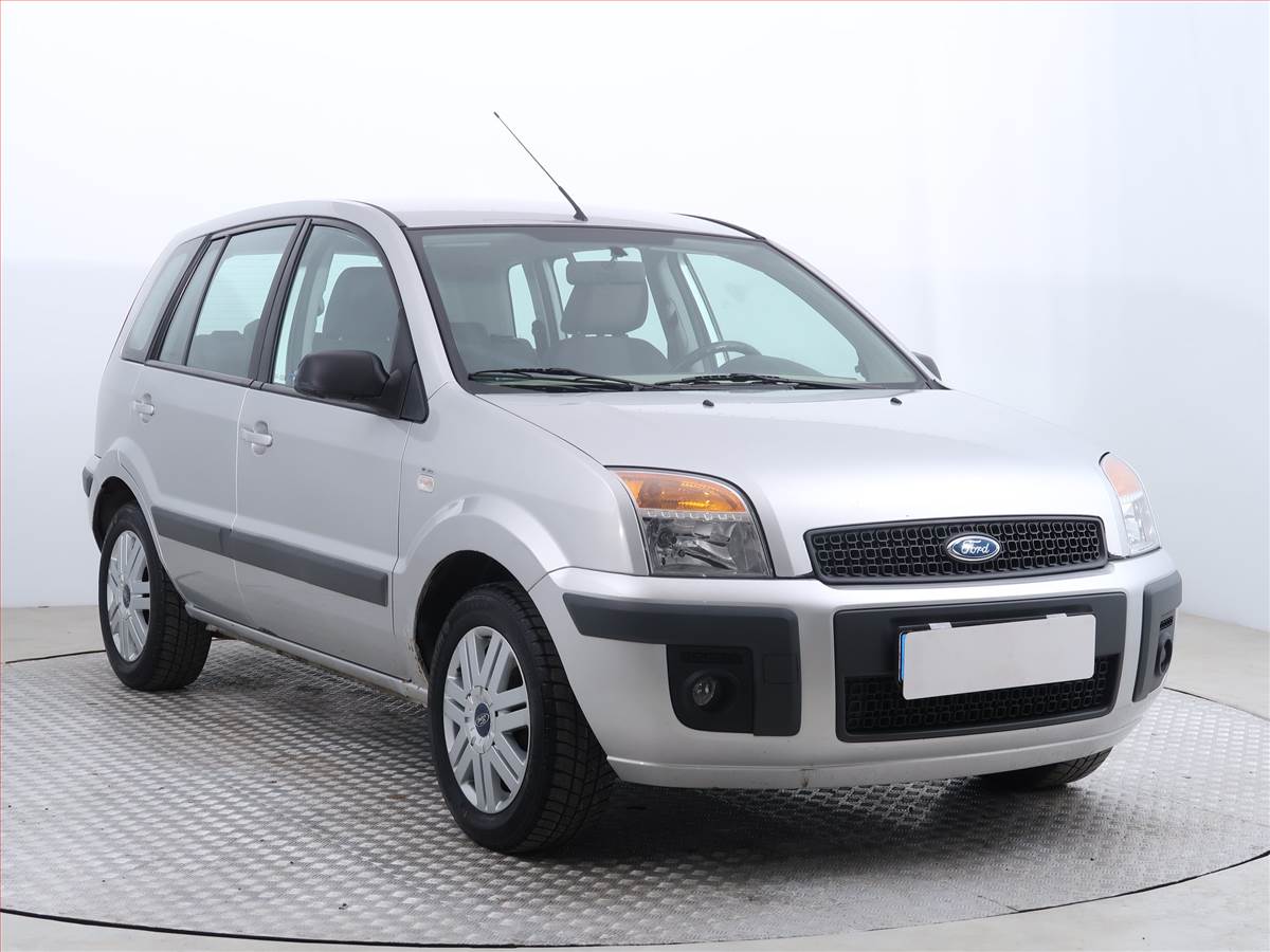 Ford Fusion 1.4, ČR,1.maj, po STK, Tažné