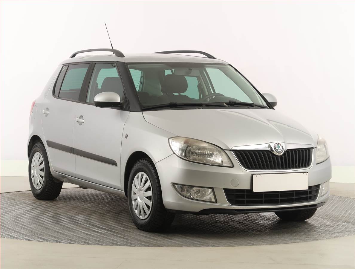 Škoda Fabia 1.2 TSI, Serv.kniha, nová STK