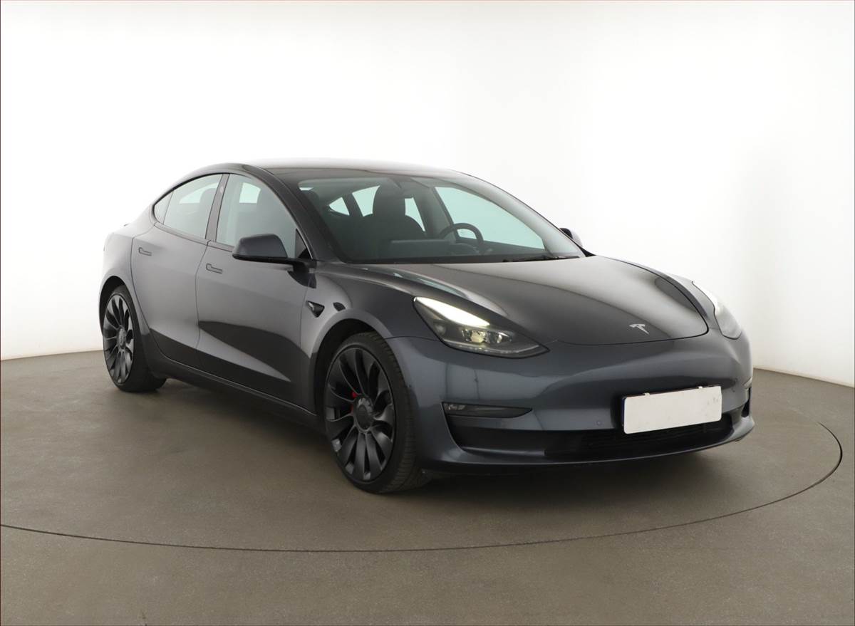 Tesla Model 3 Performance 82kWh, SoH 83%