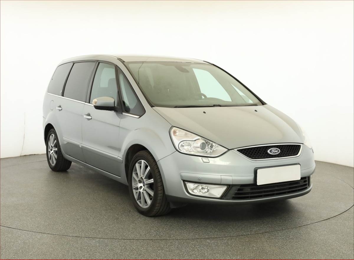 Ford Galaxy Ghia 2.0 TDCi, Automat, 7 míst