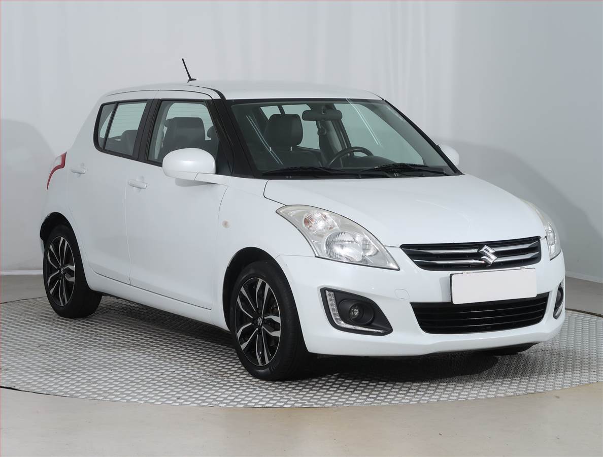 Suzuki Swift (2015) 1.2, Serv.kniha, Tempomat - detail fotky 1