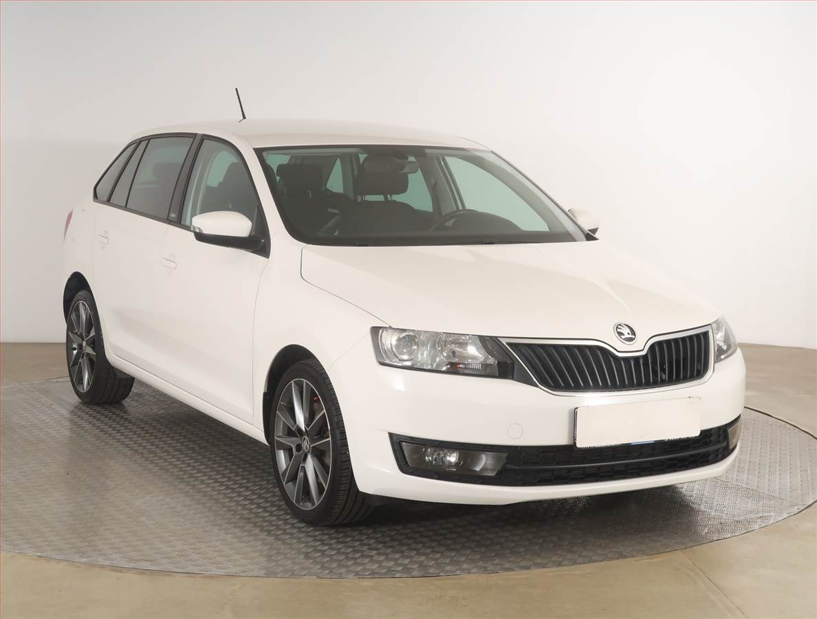 Škoda Rapid (2015) Spaceback 1.4 TSI, Automat - detail fotky 1