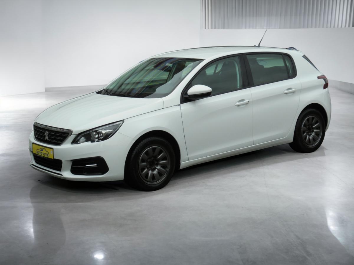 Peugeot 308 1,2 PureTech 81kw,Po SERVISU!!