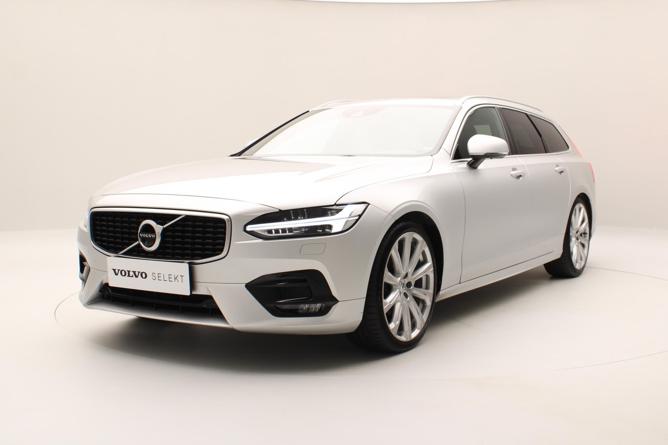 Volvo V90 D4 R-DESIGN AUT - detail fotky 1