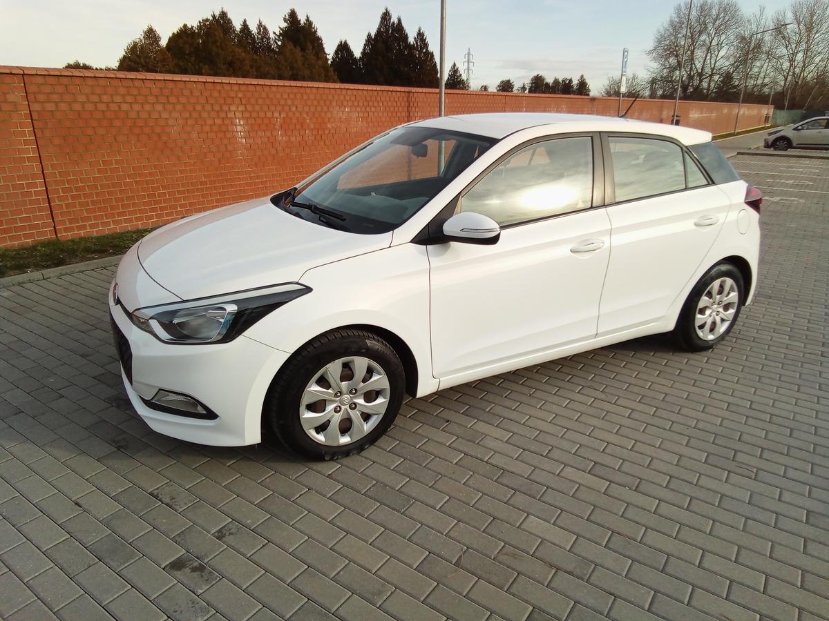 Hyundai i20 1.2i SELECT,NAJ.49TIS.KM ! - detail fotky 1