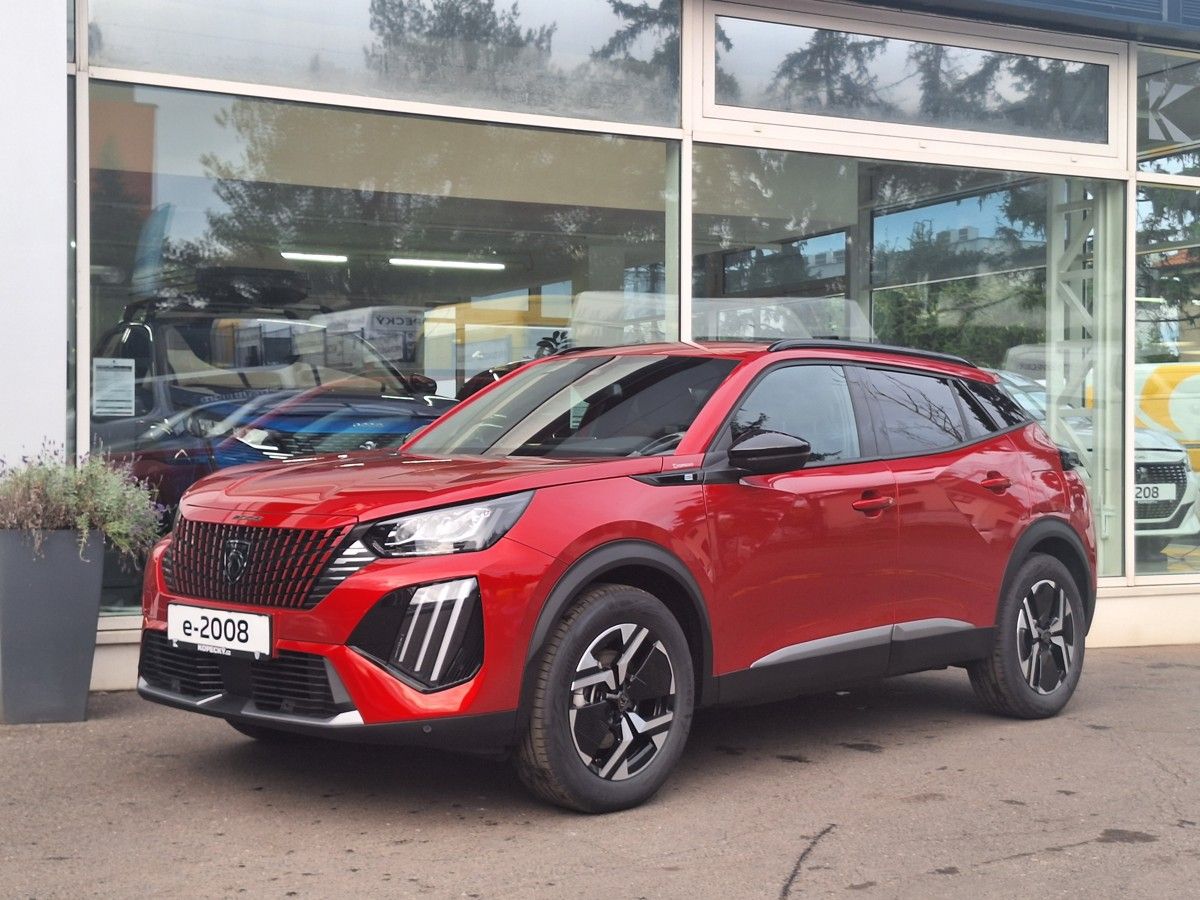 Peugeot 2008 e-ALLURE 115 kW / 156 k (Bater
