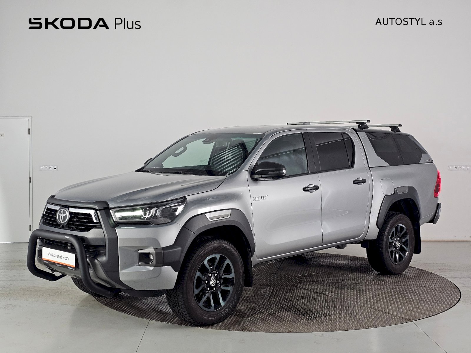 Toyota Hilux 2.8D 205k 6AT 4X4 INVINCIBLE
