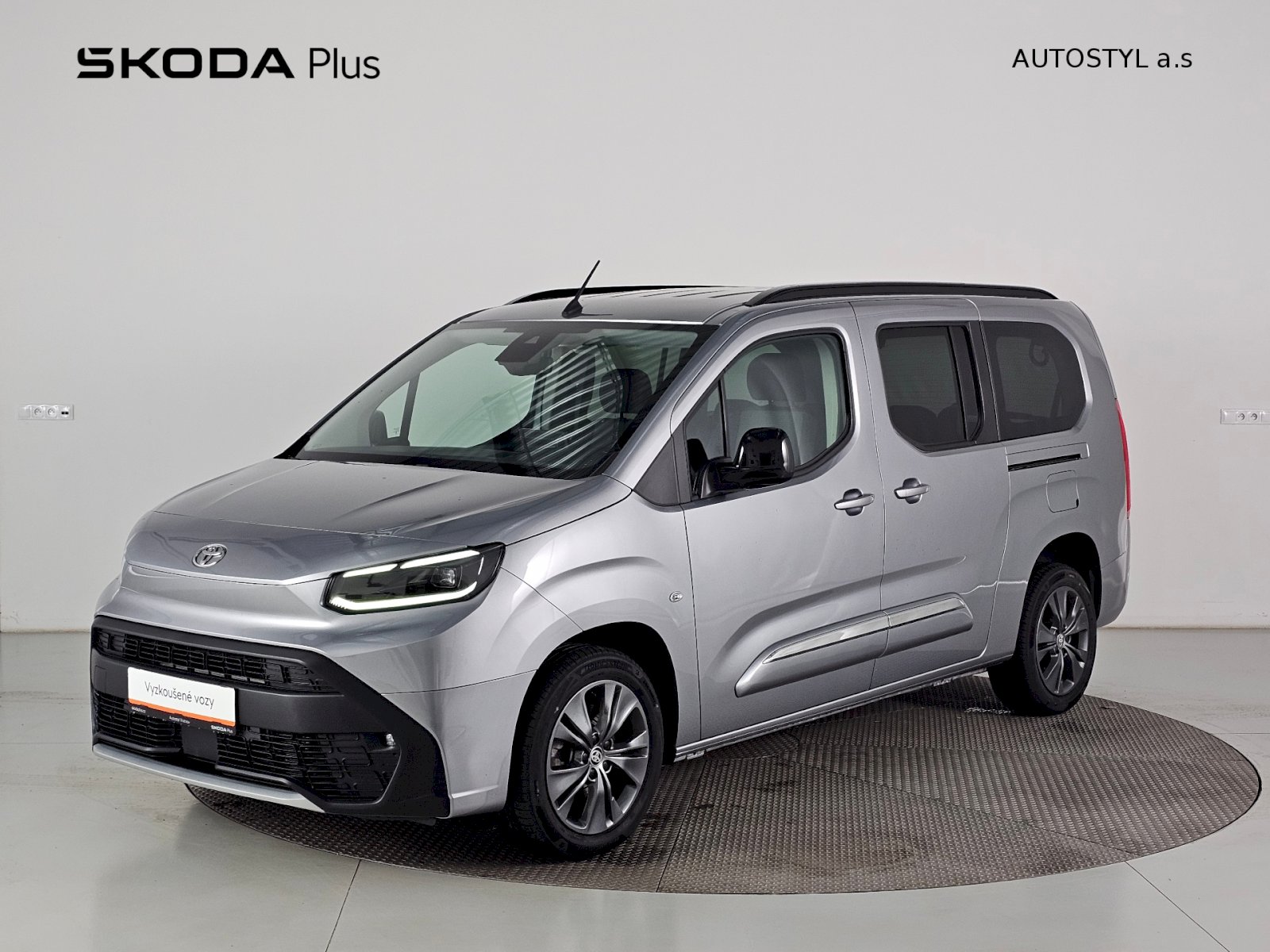 Toyota ProAce City Verso Long 1.5D 130k FAMILY 7S