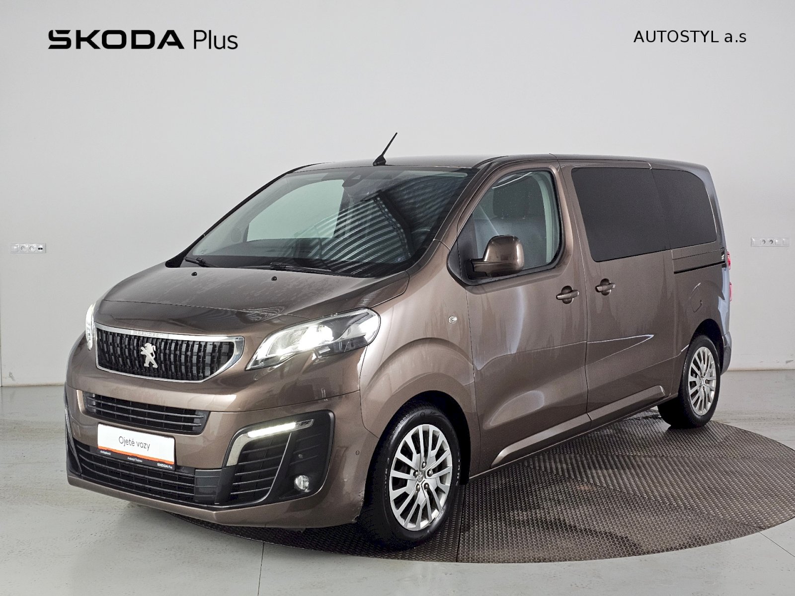 Peugeot Traveller 2.0HDi 130kW 8AT 8MÍST