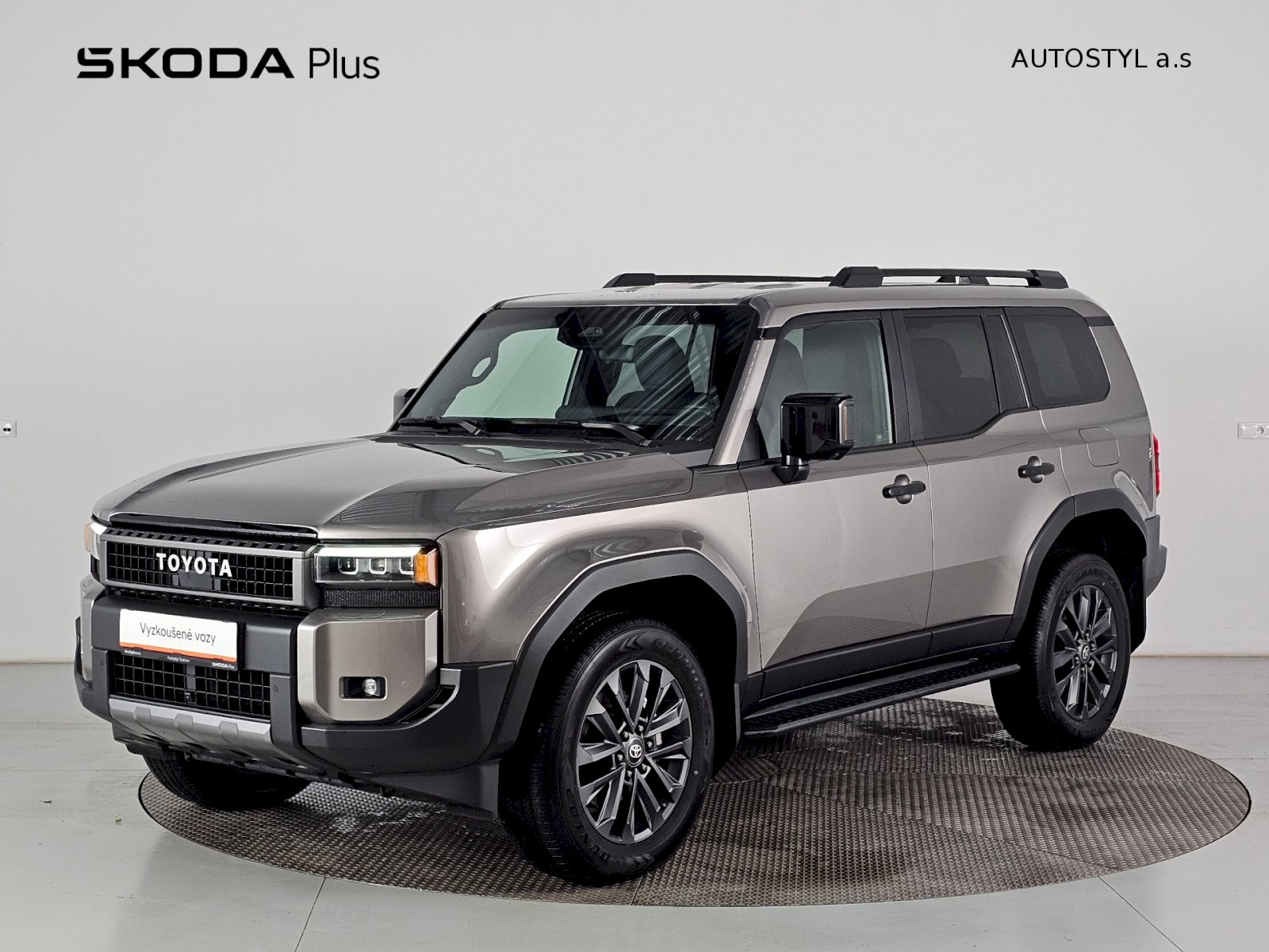Toyota Land Cruiser 2.8L DIESEL 4x4 8AT EXECUTIVE