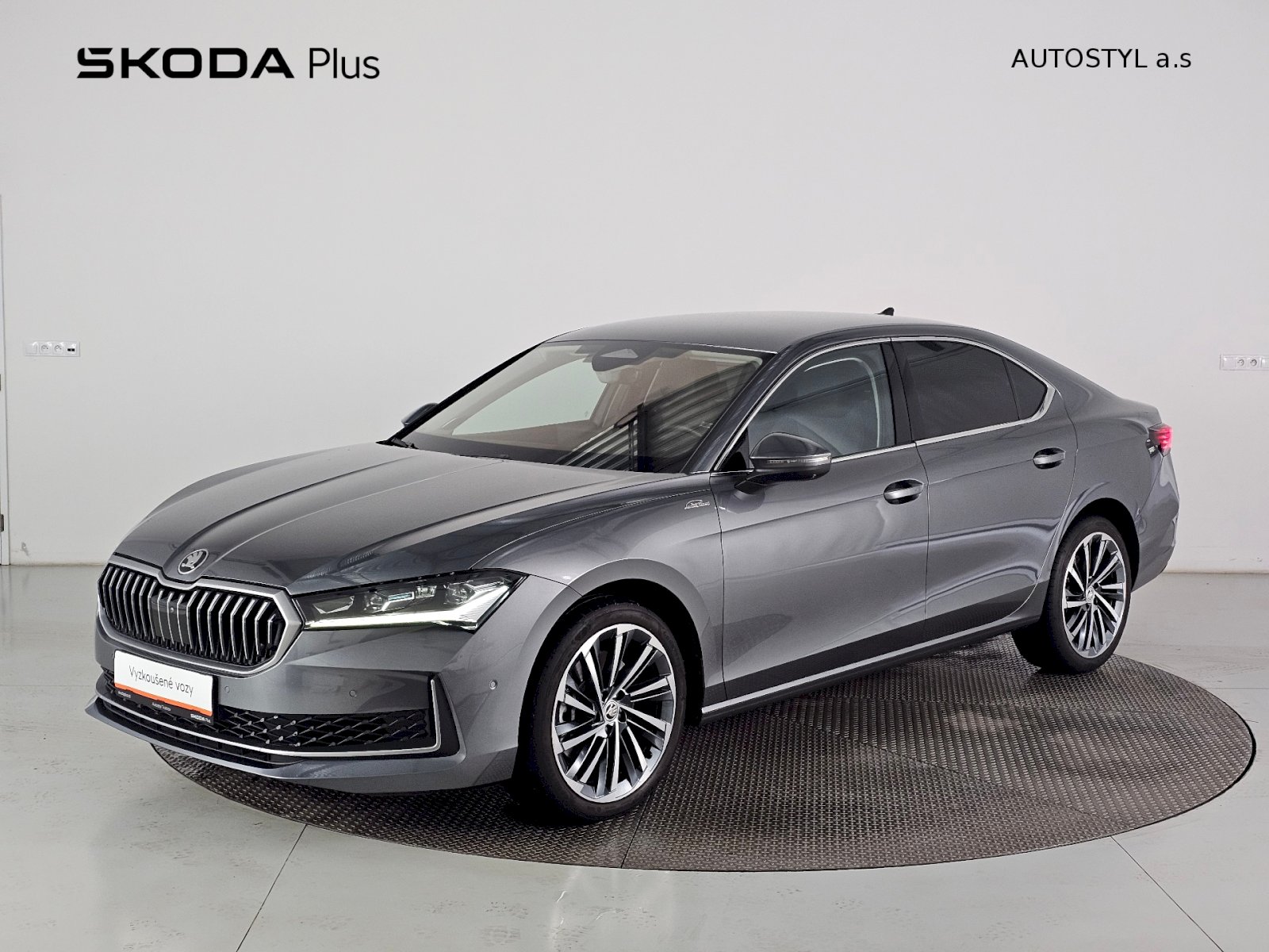Škoda Superb 2.0TSI 195kW 4x4 DSG LAURIN A