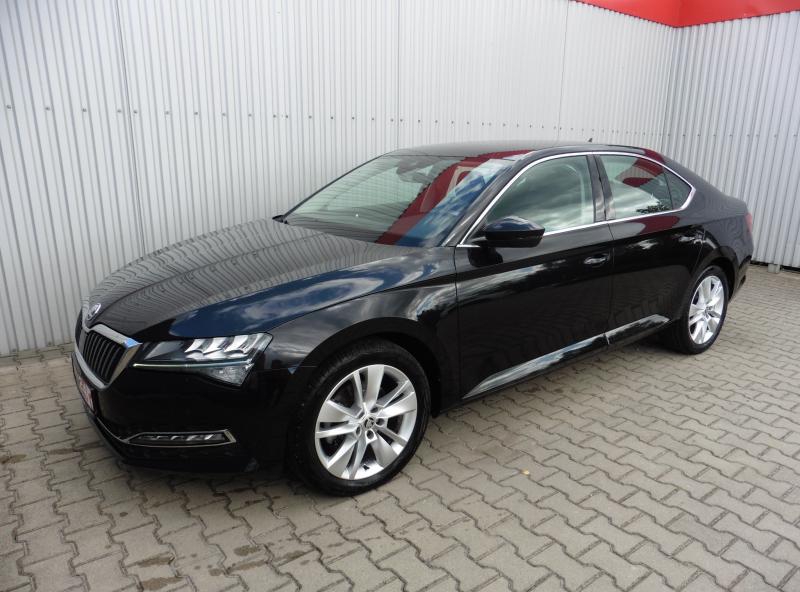 Škoda Superb III 1,5 TSi Style DSG, Navi, 1