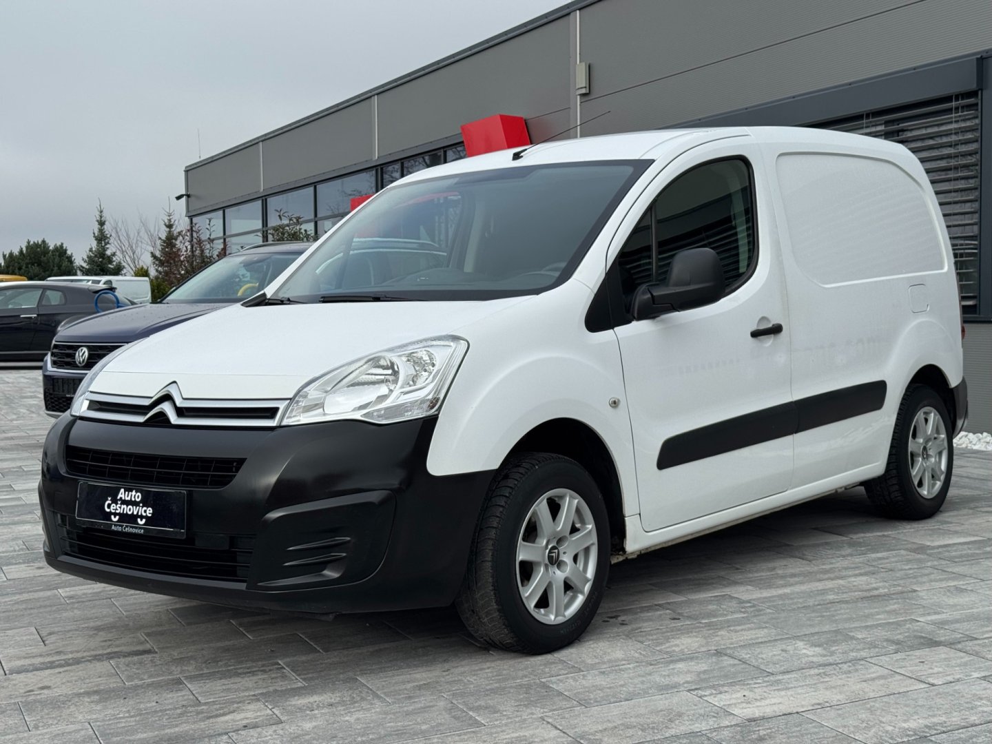 Citroën Berlingo (2018) 1.6 BlueHDi L1 - detail fotky 1