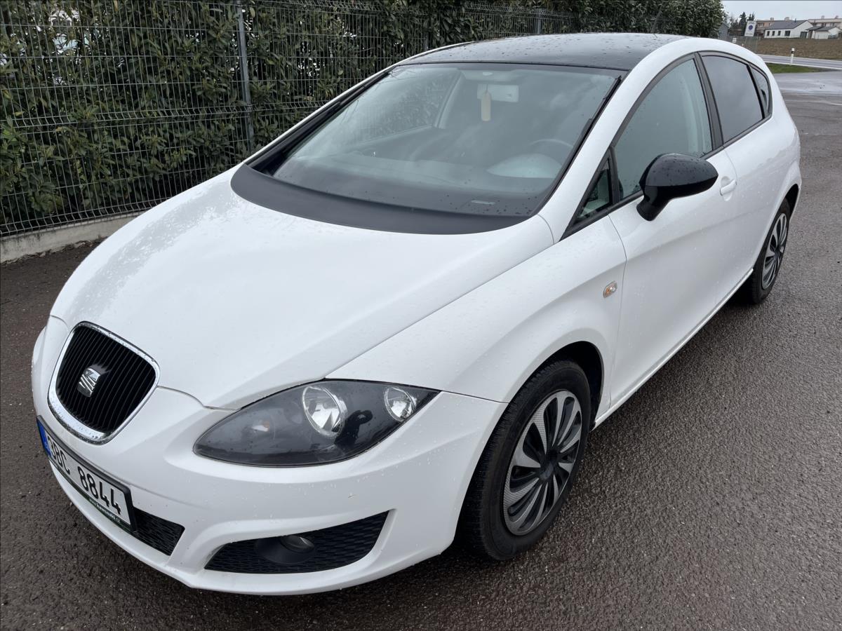 Seat Leon 2,0 TDi SERVIS ROZVODY KLIMA