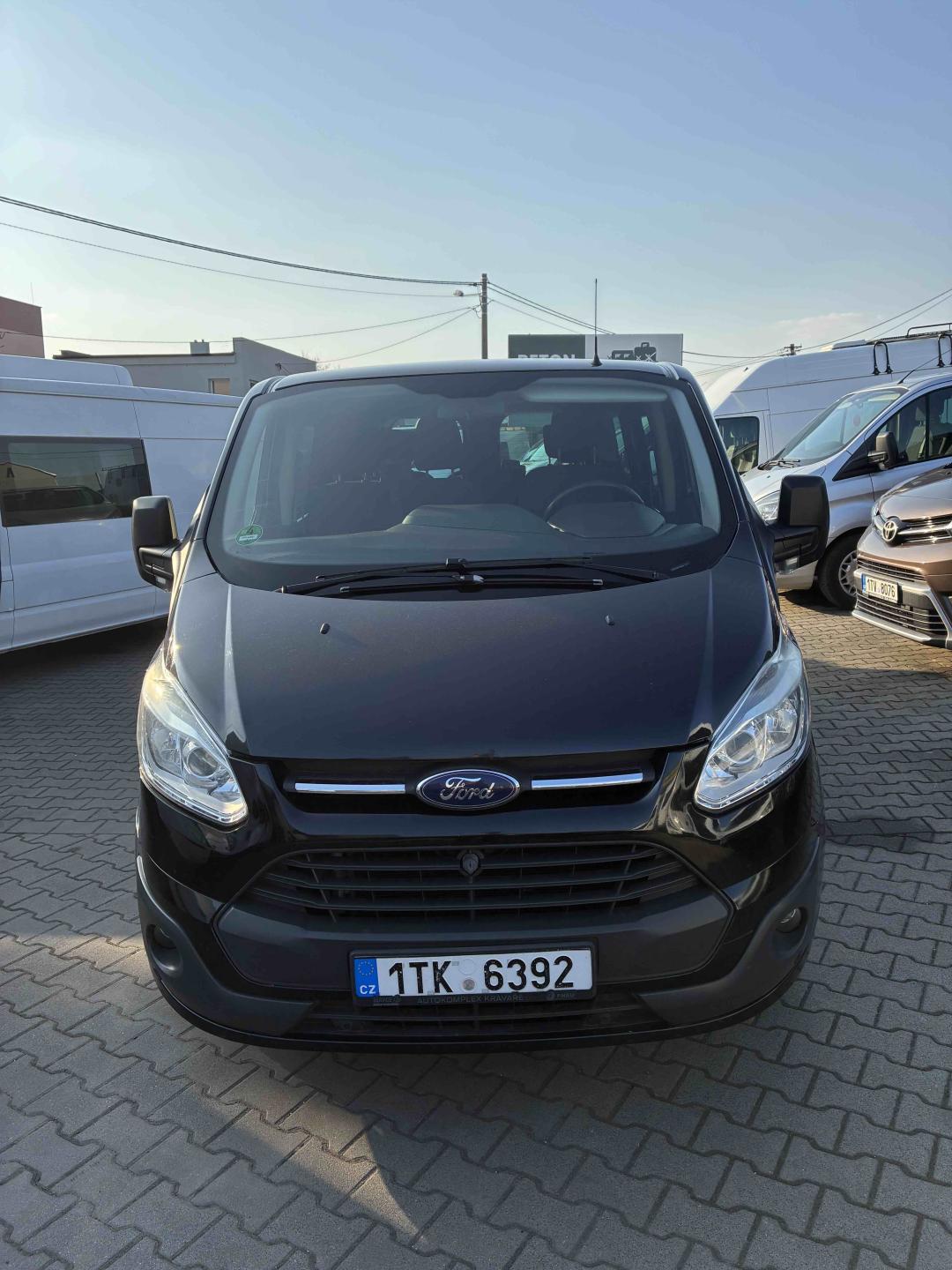 Ford Transit Custom 9 MÍST, KLIMA + TZ