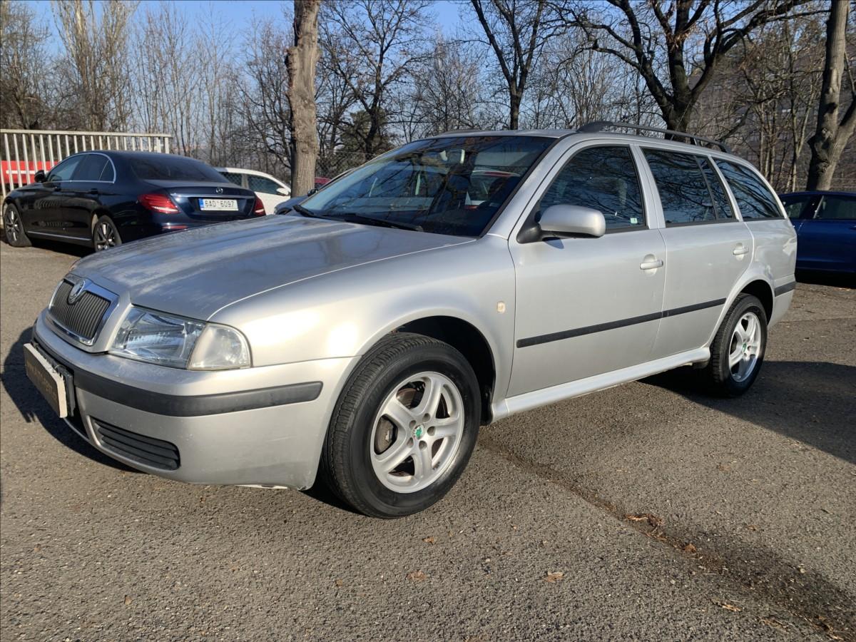 Škoda Octavia 1,6 MPI Tour Combi,ČR - detail fotky 1