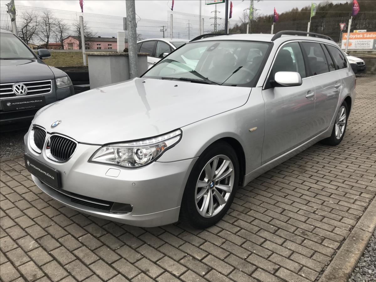 BMW Řada 5 2,0 520d Touring - detail fotky 1