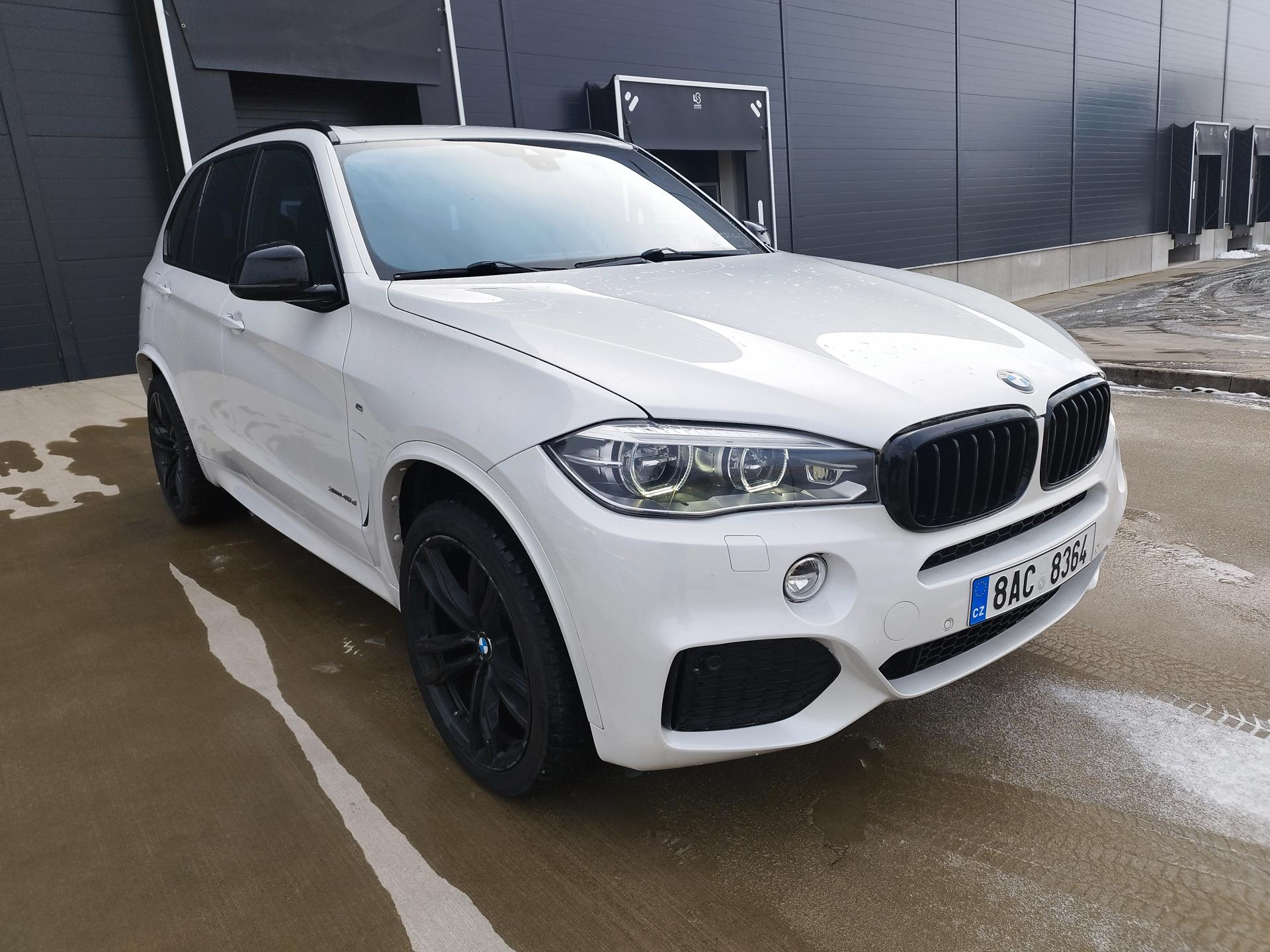 BMW X5 (2015) 4.0D,M-PACKETvolat 608 081 843 - detail fotky 1