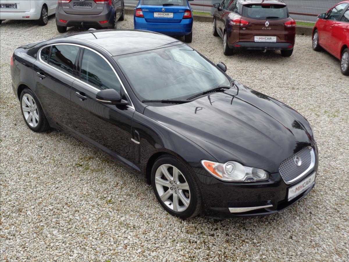 Jaguar XF 3,0D 155kW Luxury Auto - detail fotky 1