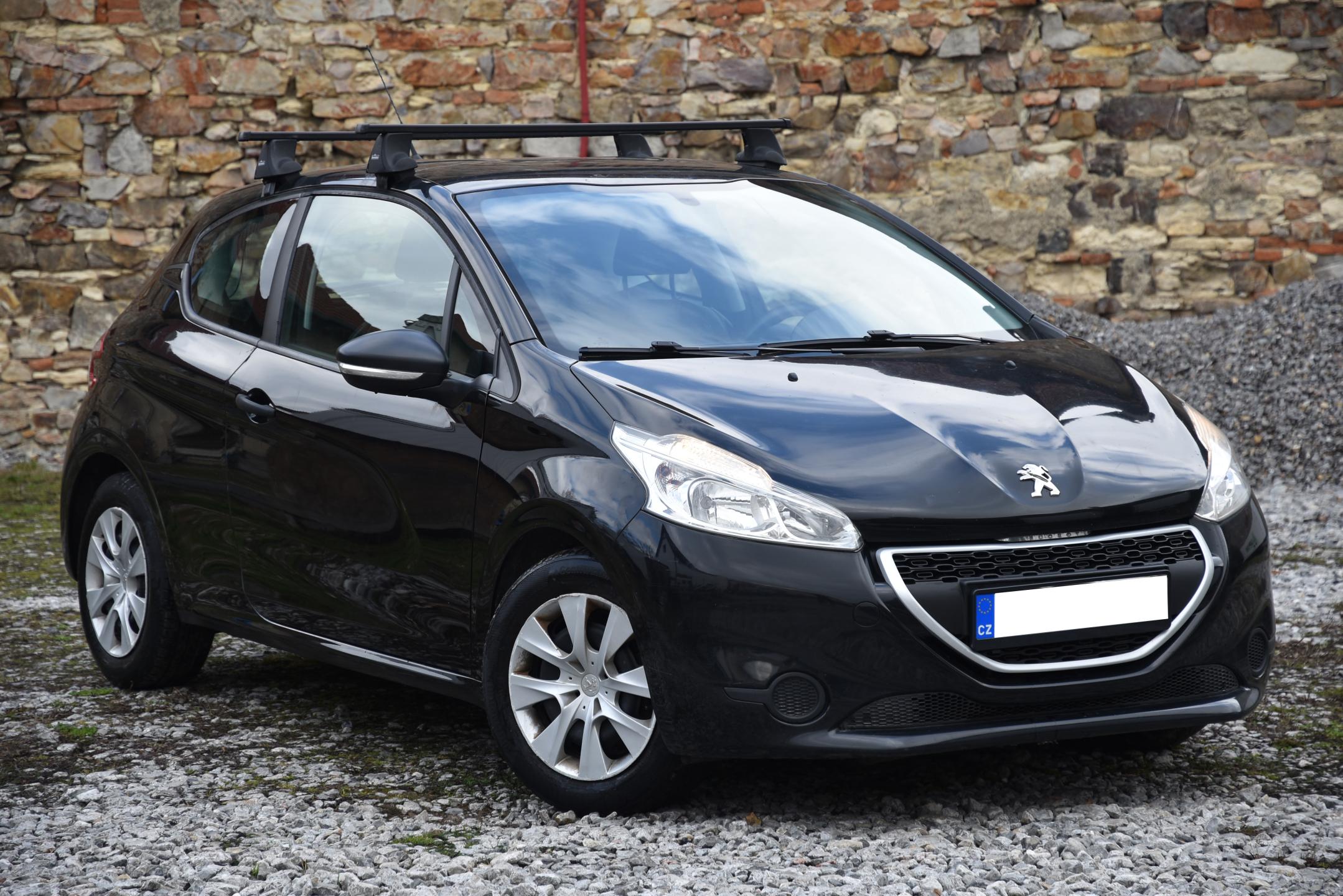Peugeot 208 1.2i, motor - spotřeba oleje