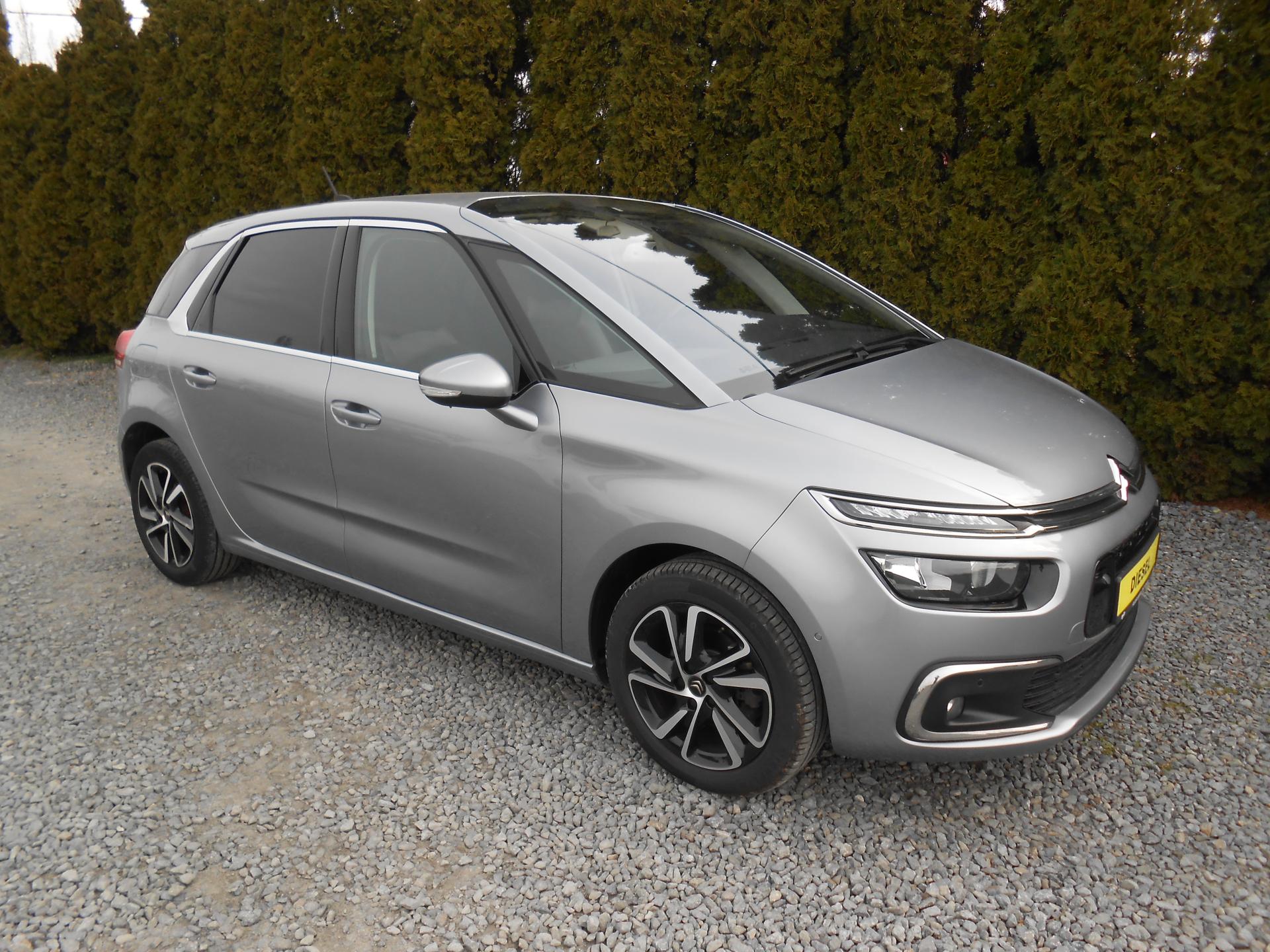 Citroën SpaceTourer 1.6HDi,NAVI, Tažné, Automat!!