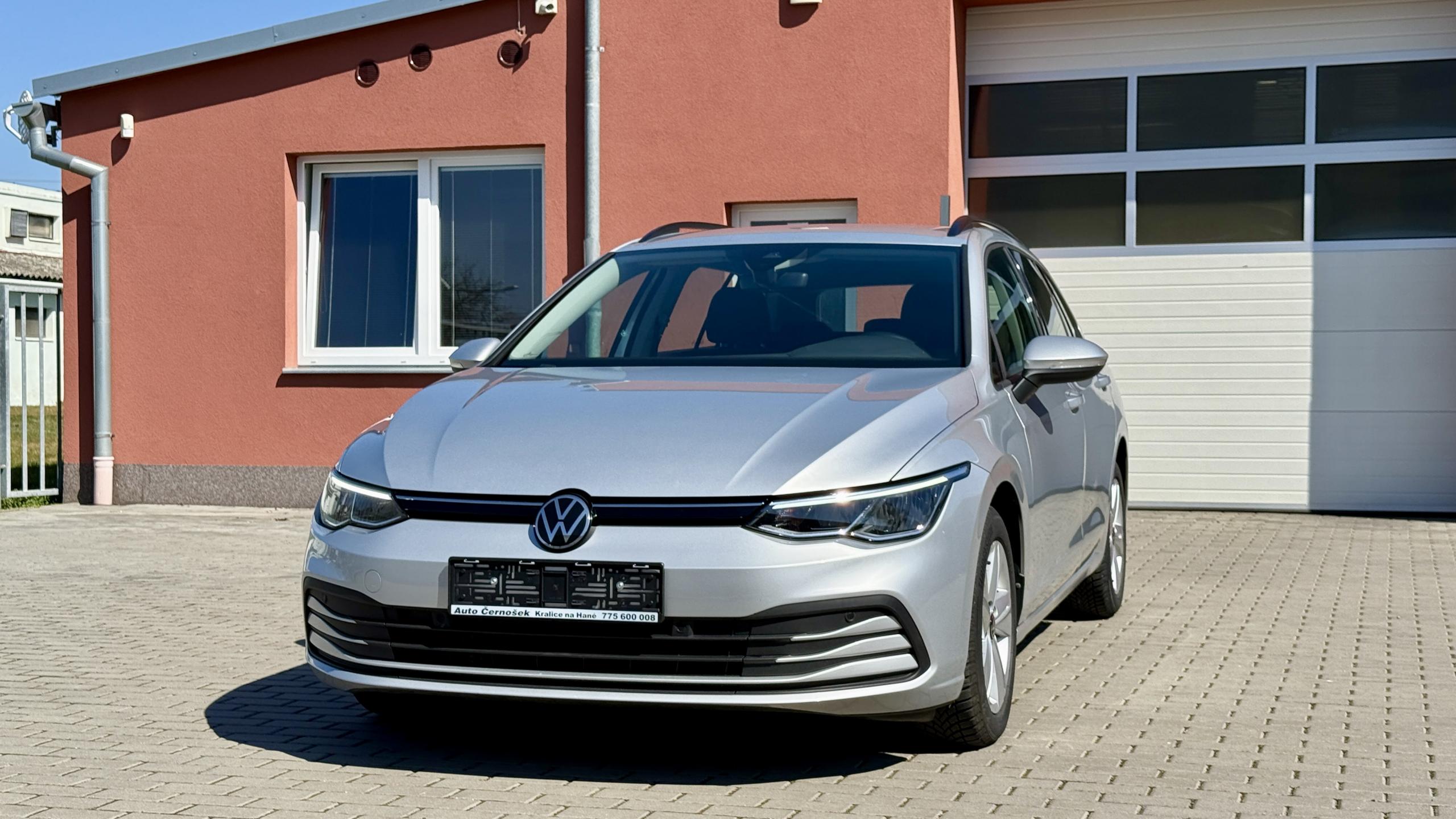 Volkswagen Golf Variant 2.0TDi*85kW*DSG*BUSINESS*1.MAJ - detail fotky 1