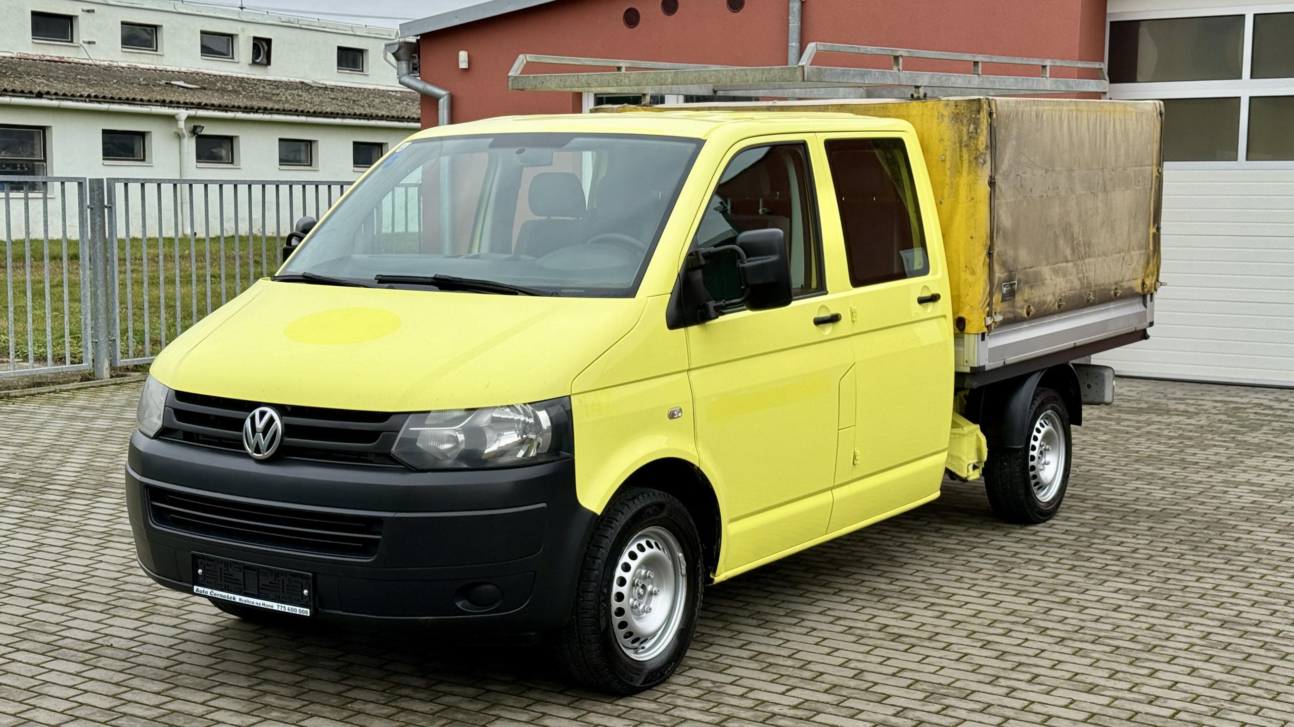Volkswagen Transporter (2015) 2.0TDi*84kW*KLIMA*6MÍST*DOKA* - detail fotky 1