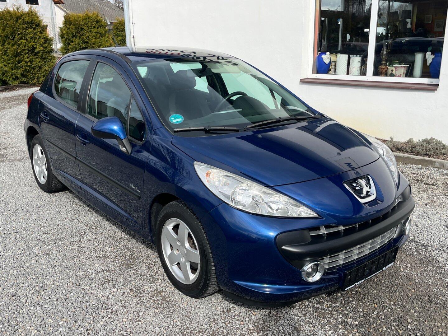 Peugeot 207 1.4 i 54 Kw Velmi pěkná