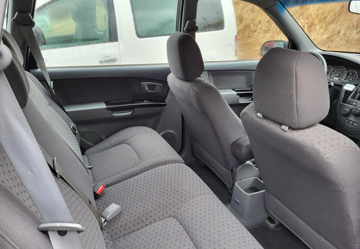 Kia Carens 2006 - 8