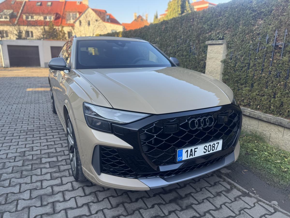Audi RS Q8 PERFORMANCE 640PS -ČR-FULL-TOP