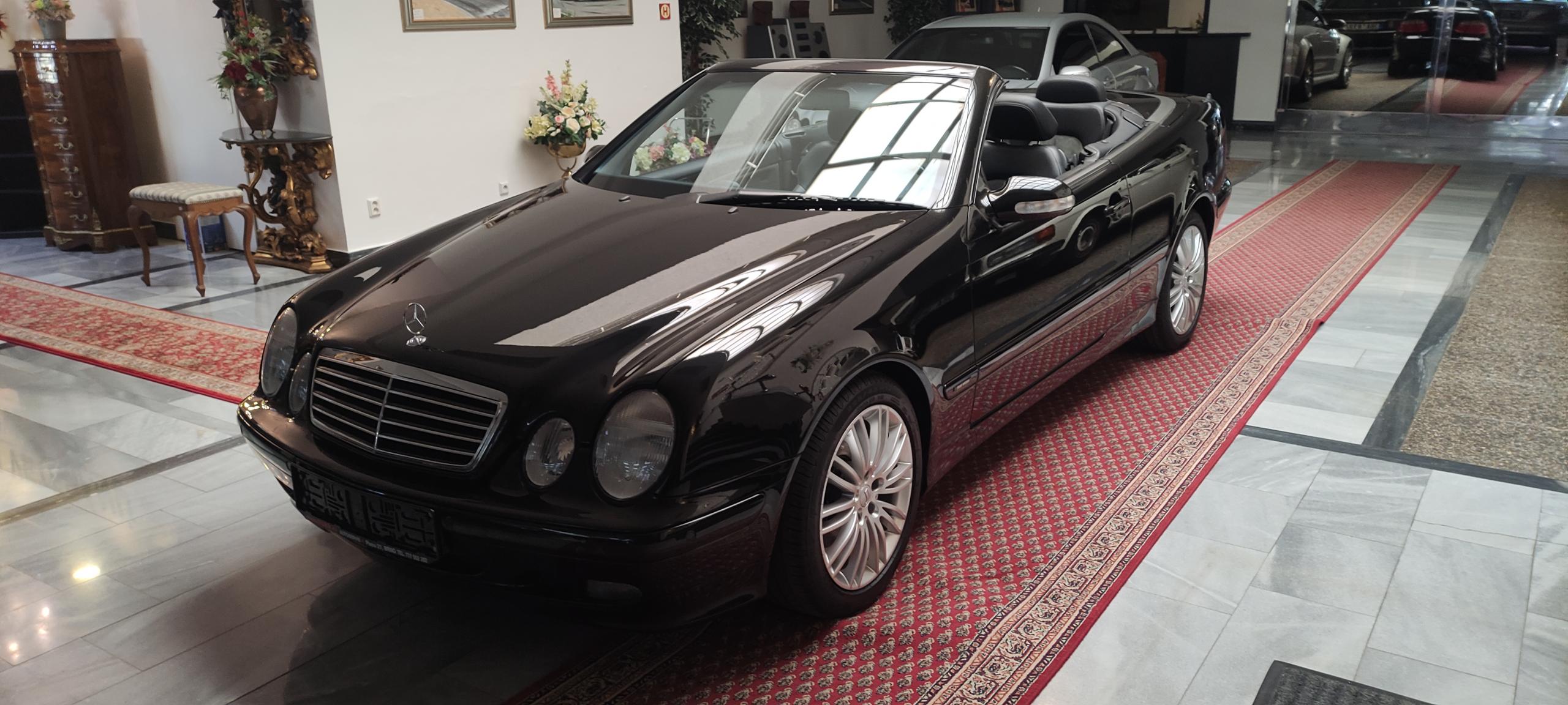 Mercedes-Benz CLK C208 cabro