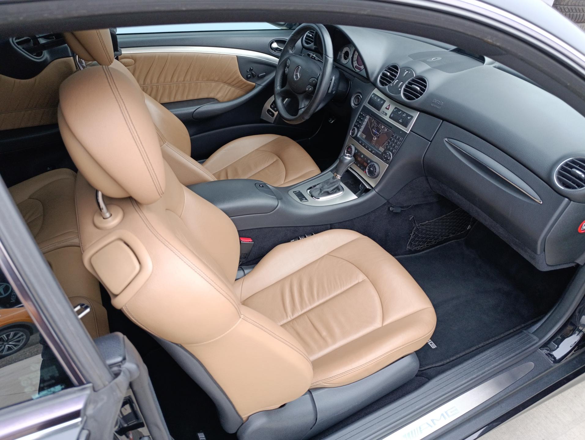 Mercedes-Benz CLK 500 5.5 V8 AMG 7G TRONIC TOP