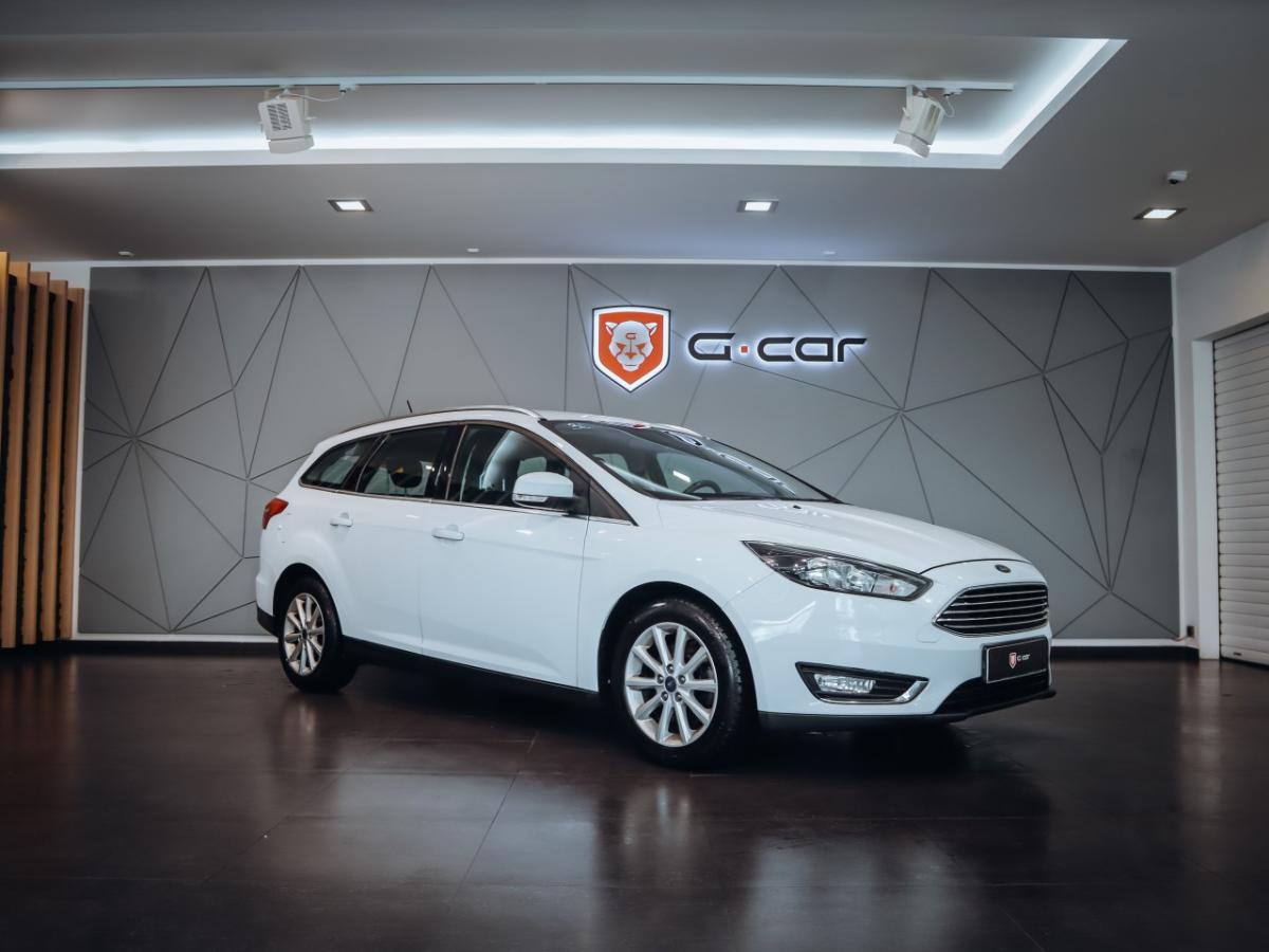 Ford Focus 1.5 EcoBoost Titanium - detail fotky 1