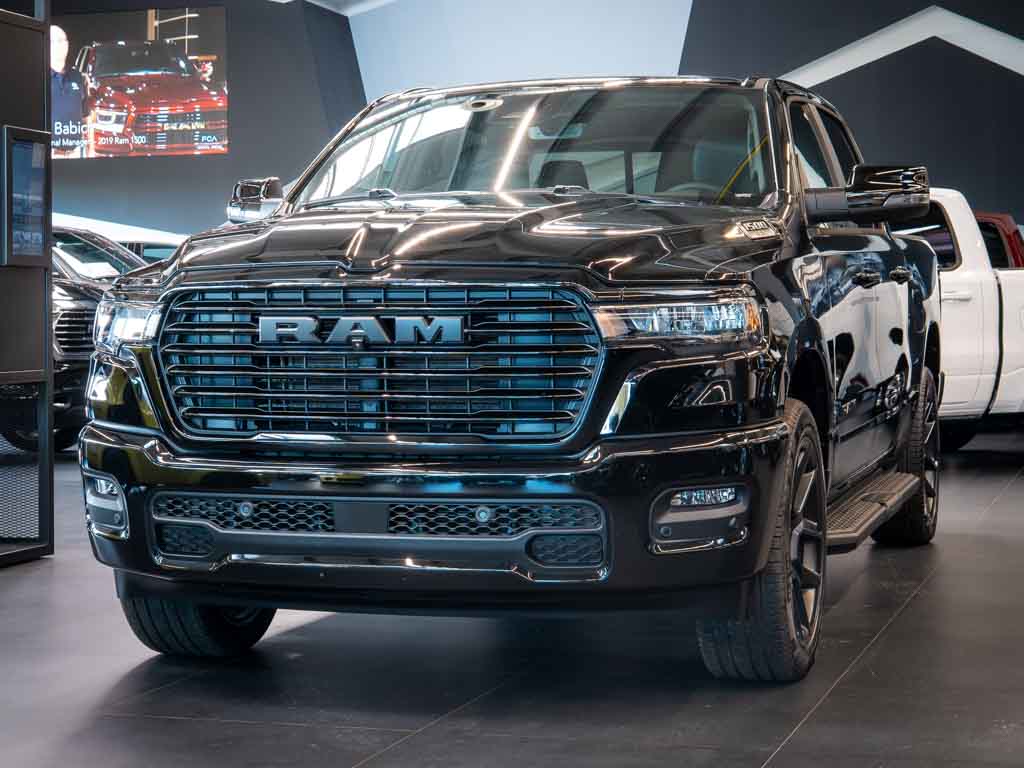 Dodge RAM 3.0 Sport 2025, 22 Alu