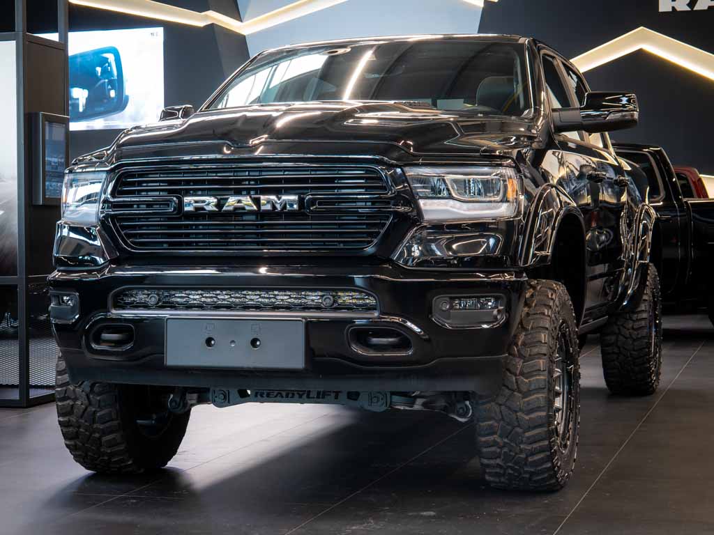 Dodge RAM 5.7 V8 Laramie 6 LIFT LPG