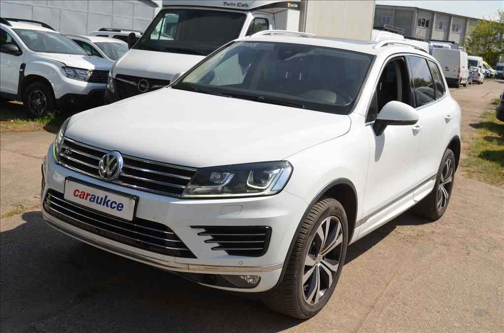 Volkswagen Touareg (2018) 3,0 TDI V6 R-LINE - detail fotky 1