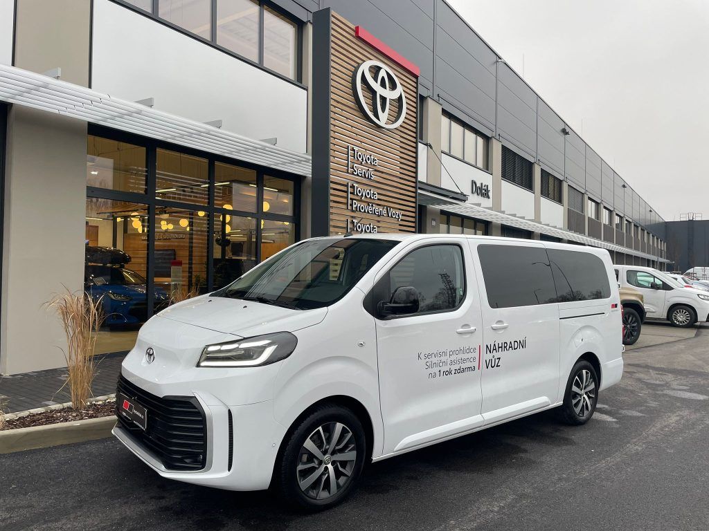 Toyota ProAce Verso 2.0D-4D 144HP M/T Business 8S