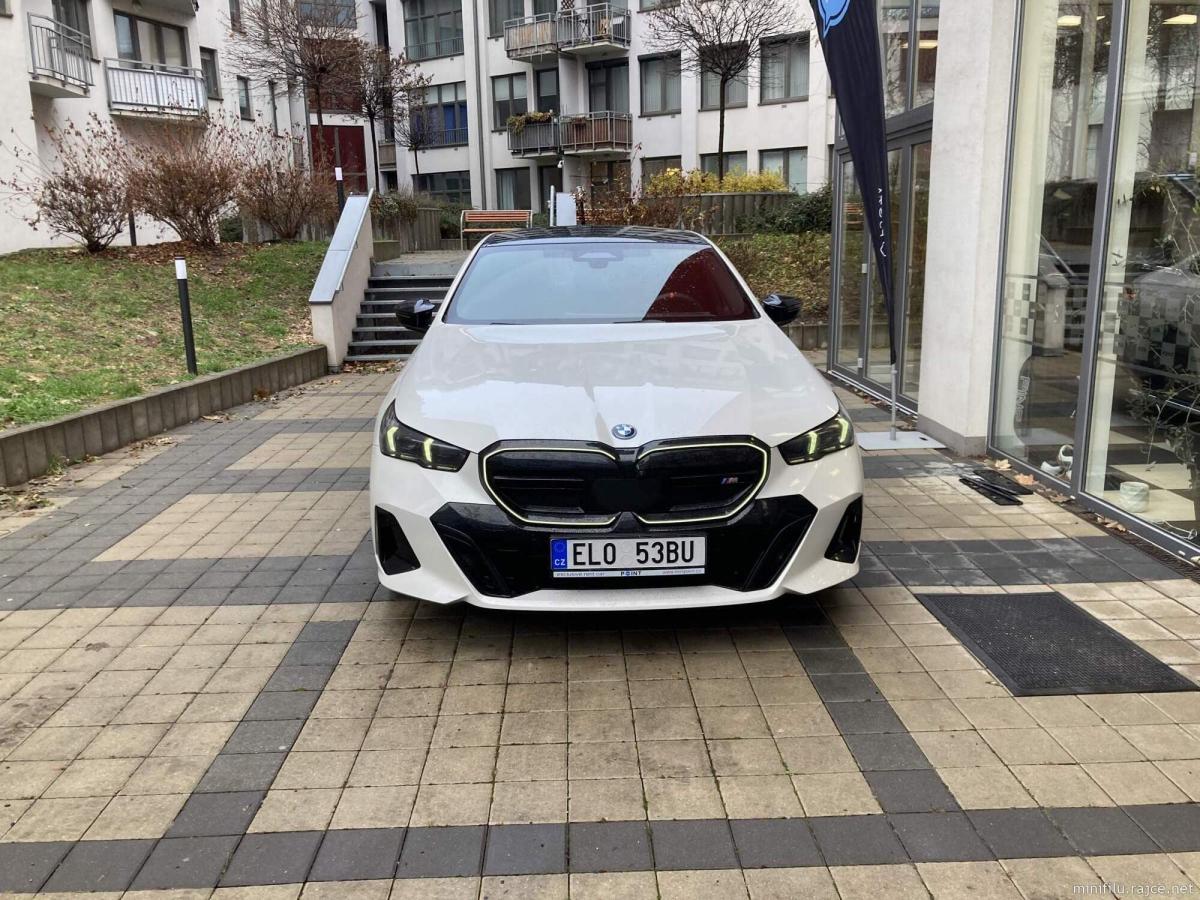 BMW i5 M60 snadný nájem/nájem s odkup