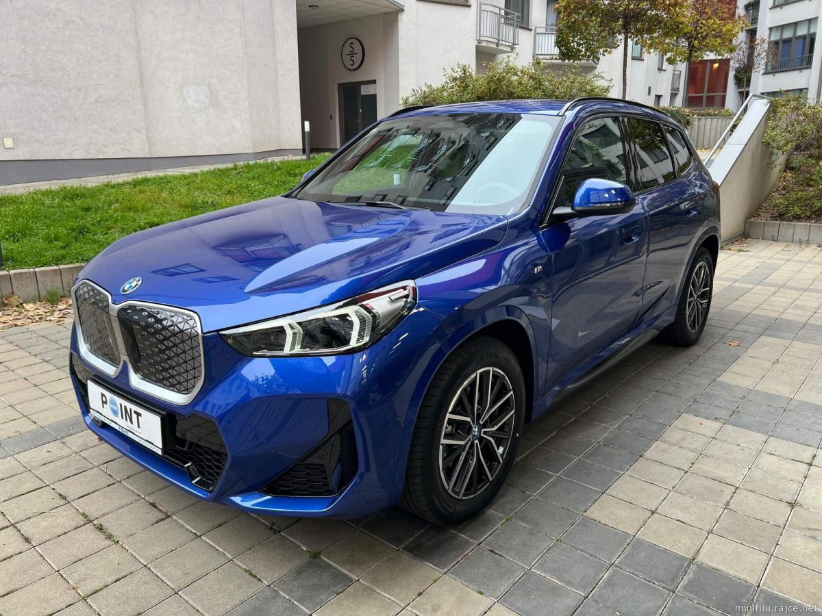 BMW iX1 Mpaket nájem od 18.900,-Kč/měs
