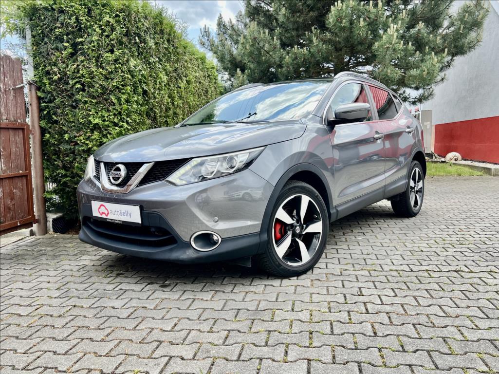 Nissan Qashqai 1,6 dCi / 360° KAMERY / TAŽNÉ