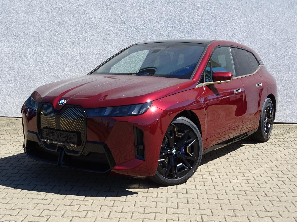 BMW iX xDrive45