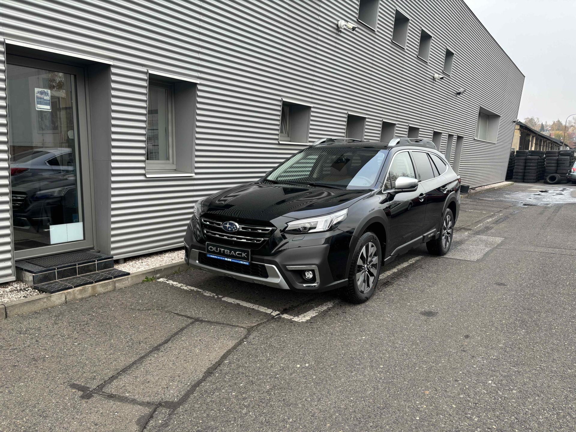 Subaru Outback 2,5i TOURING MY25.5