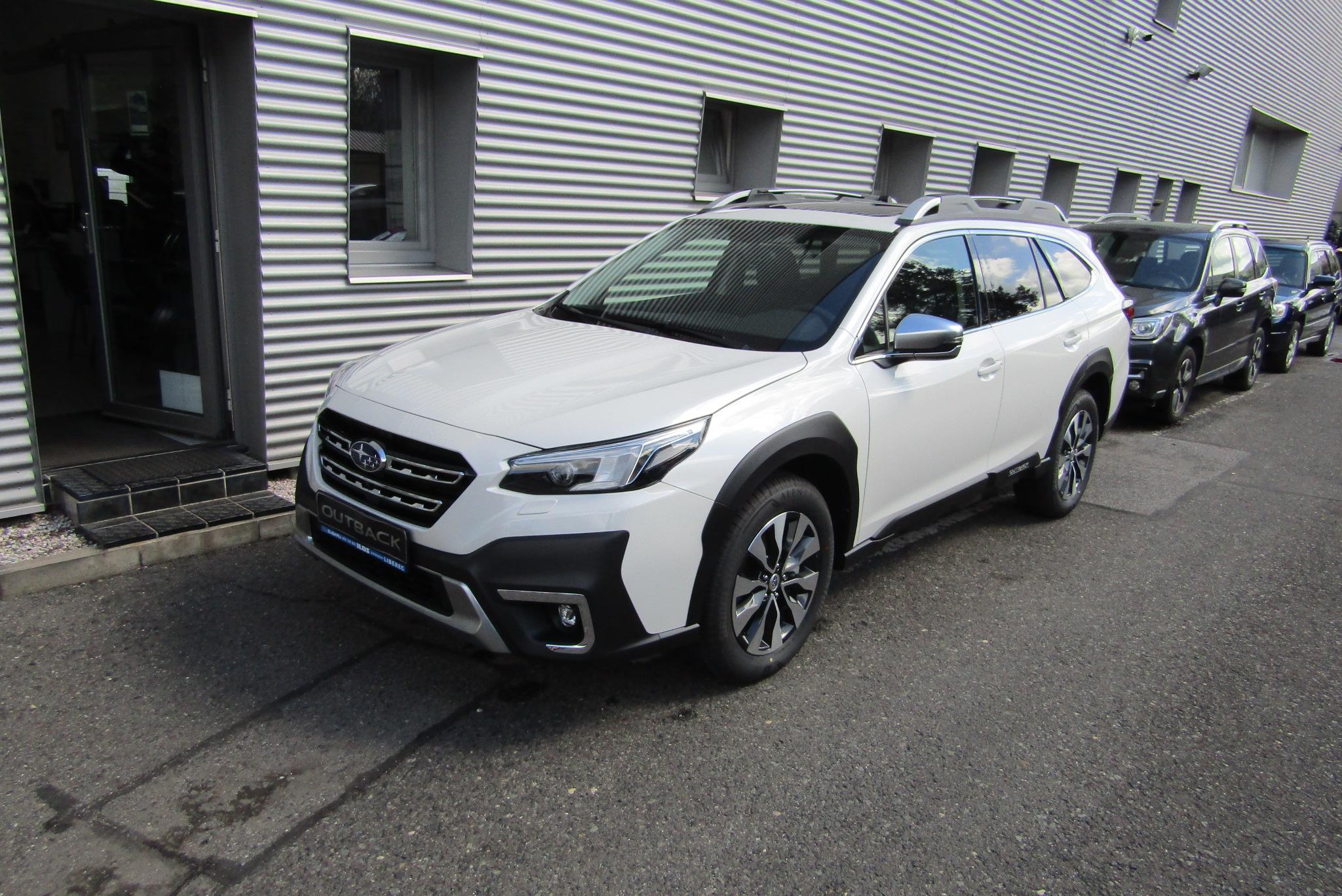 Subaru Outback 2,5i TOURING MY25.5