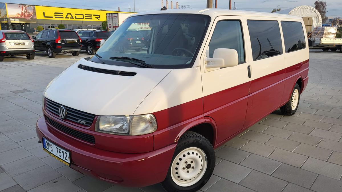 Volkswagen Caravelle (2002) 2.5 TDi LONG  4x4 Syncro - detail fotky 1