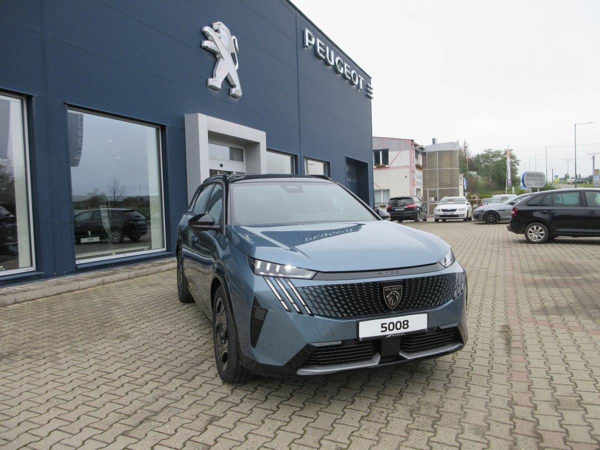 Peugeot 5008 GT Elektromotor 157 kW / 210 k