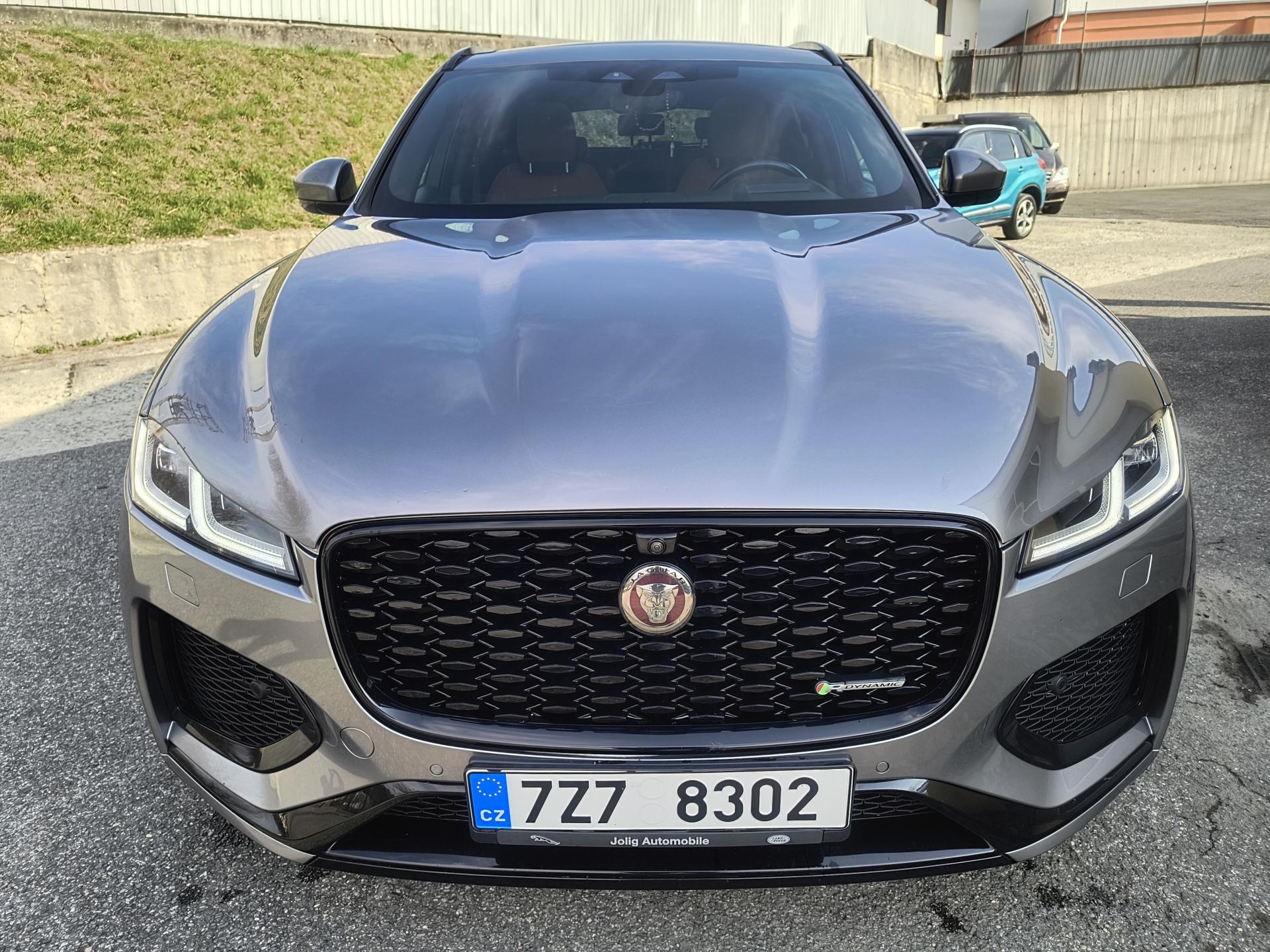 Jaguar F-Pace D300 AWD R -DINAMIC SE AUTOMAT