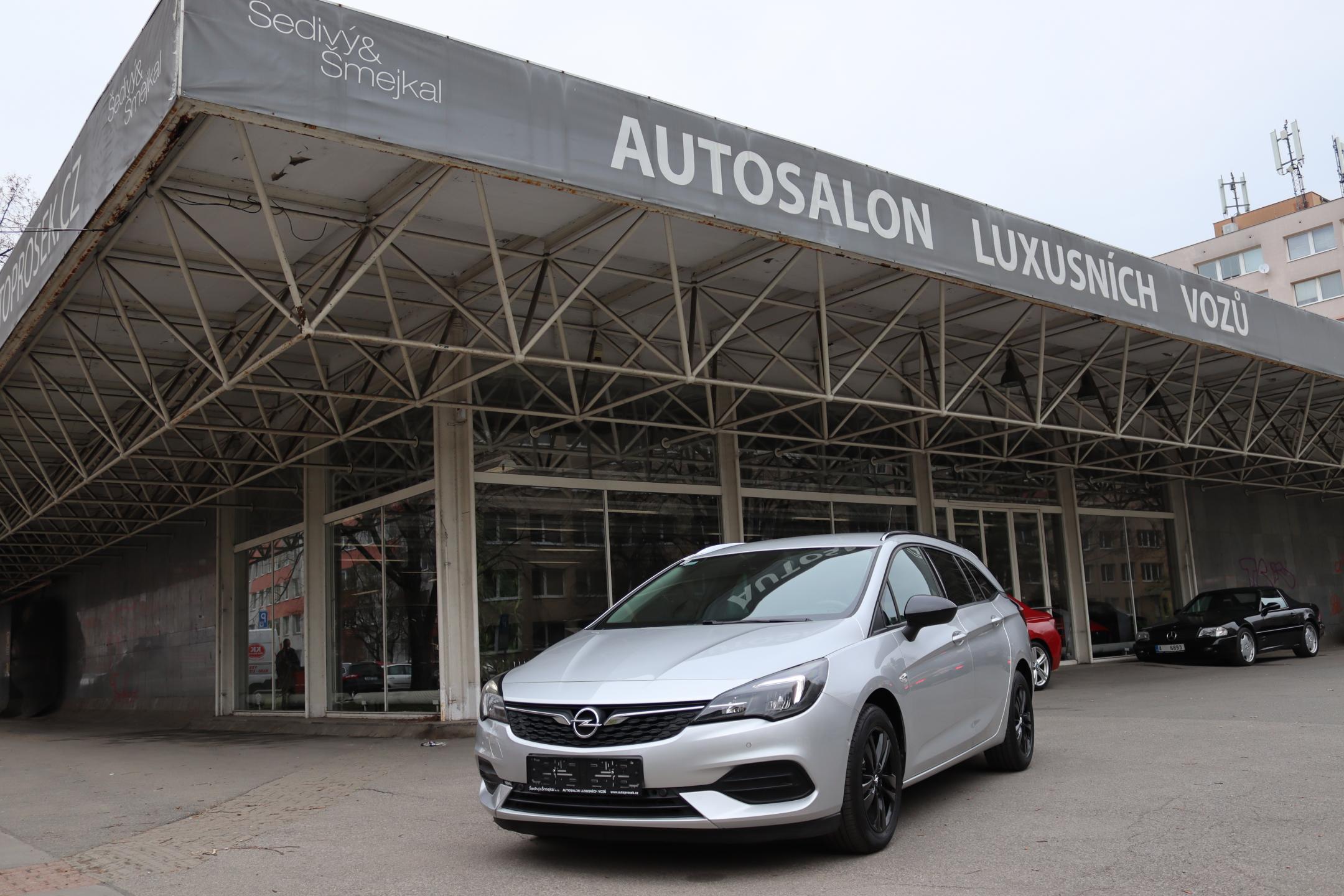 Opel Astra SPORTS TOURER+ 1.2 81kW